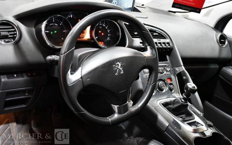 PEUGEOT 3008 1,6 BLUE HDI 120 ALLURE START/STOP GRIS EC-762-LL