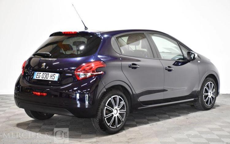 PEUGEOT 208 1,2 PURETECH 80 STYLE VIOLET EG-030-HS