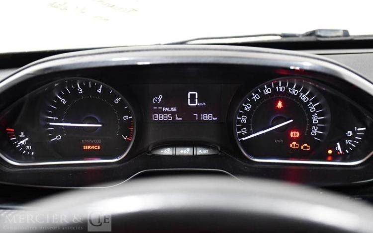 PEUGEOT 208 1,2 PURETECH 80 STYLE VIOLET EG-030-HS