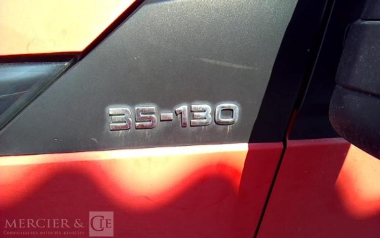 IVECO 35-130 BENNE SIMPLE CABINE COFFRE ROUGE EG-194-HA