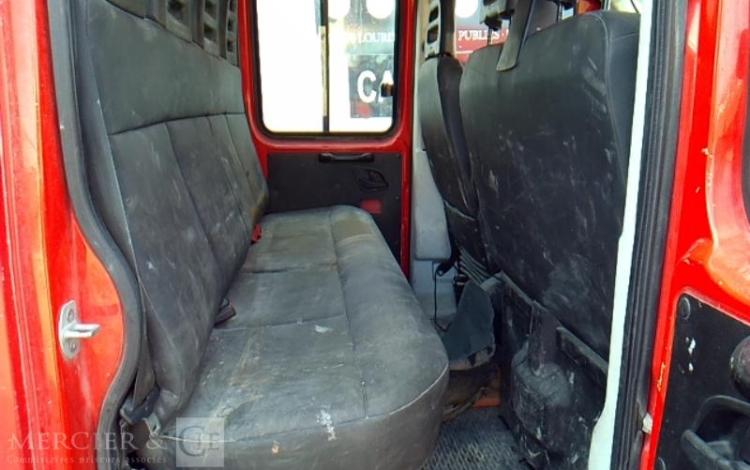 IVECO 35-130 BENNE DOUBLE CABINE ROUGE EG-814-TB