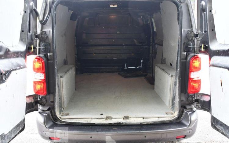 PEUGEOT EXPERT 2.0 BLUEHDI 180 L2 PREMIUM PACK EAT GRIS EJ-025-SL