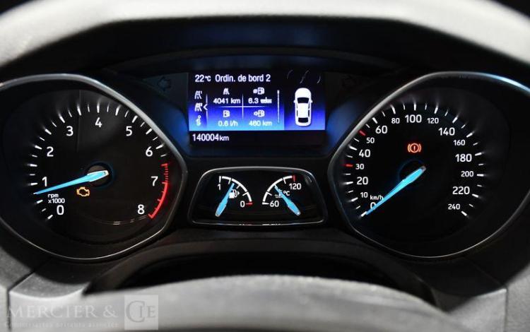 FORD FOCUS NOIR EL-587-VG