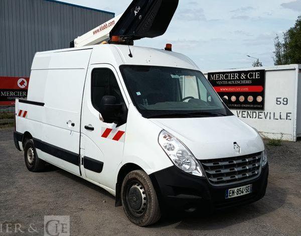 RENAULT MASTER III PHASE 2 L3H2 2.3 dCi 16V ENERGY 170 CV NACELLE KLUBB K26 10 M – 580 H BLANC EM-854-SE