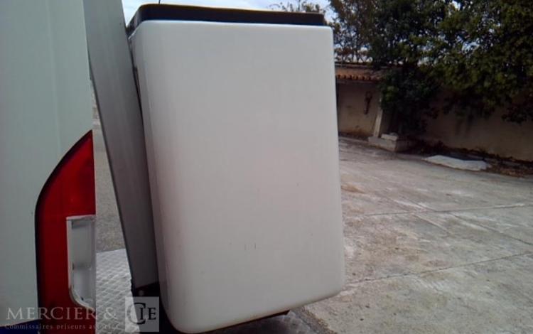 PEUGEOT BOXER BLUEHDI 2.0 16V 130CV NACELLE SUR VL 12M 1642H BLANC EP-539-VE