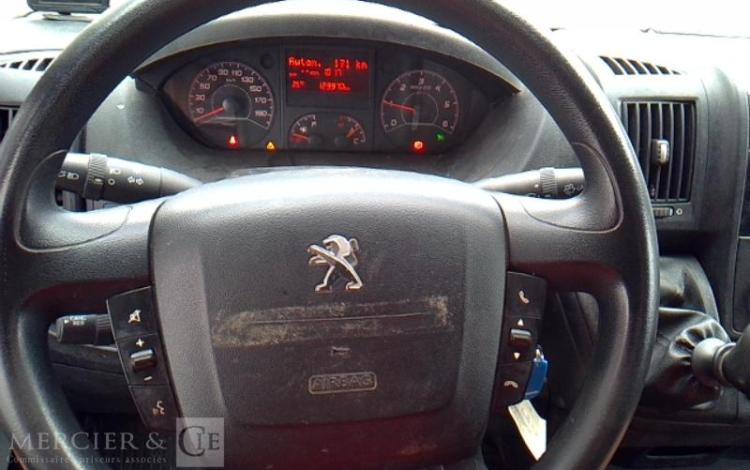 PEUGEOT BOXER BLUEHDI 2.0 16V 130CV NACELLE SUR VL 12M 1642H BLANC EP-539-VE