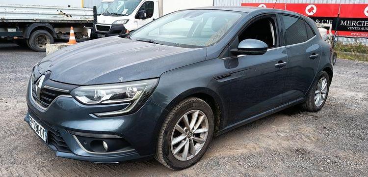 RENAULT MEGANE IV HATCHBACK 1.5 DCI 16V 110 CV – DIESEL – 152984 KMS – ANNEE 2017 GRIS EP-780-DT