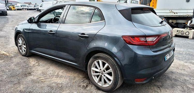 RENAULT MEGANE IV HATCHBACK 1.5 DCI 16V 110 CV – DIESEL – 152984 KMS – ANNEE 2017 GRIS EP-780-DT