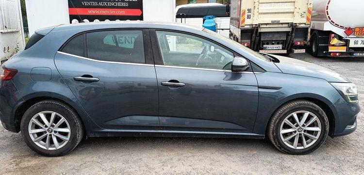 RENAULT MEGANE IV HATCHBACK 1.5 DCI 16V 110 CV – DIESEL – 152984 KMS – ANNEE 2017 GRIS EP-780-DT
