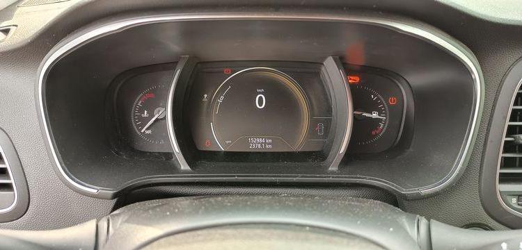 RENAULT MEGANE IV HATCHBACK 1.5 DCI 16V 110 CV – DIESEL – 152984 KMS – ANNEE 2017 GRIS EP-780-DT