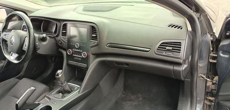 RENAULT MEGANE IV HATCHBACK 1.5 DCI 16V 110 CV – DIESEL – 152984 KMS – ANNEE 2017 GRIS EP-780-DT