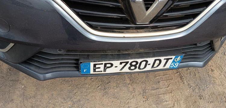 RENAULT MEGANE IV HATCHBACK 1.5 DCI 16V 110 CV – DIESEL – 152984 KMS – ANNEE 2017 GRIS EP-780-DT