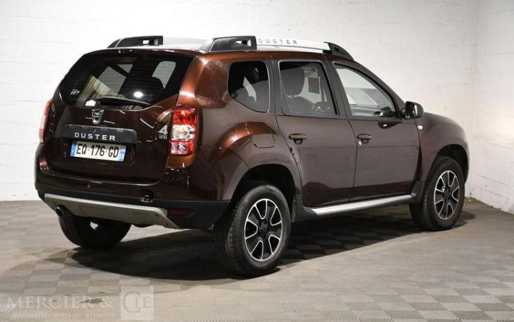 DACIA DUSTER 1,5 DCI 110 BLACK TOUCH 4X4 PRUNE EQ-176-GD