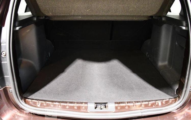 DACIA DUSTER 1,5 DCI 110 BLACK TOUCH 4X4 PRUNE EQ-176-GD