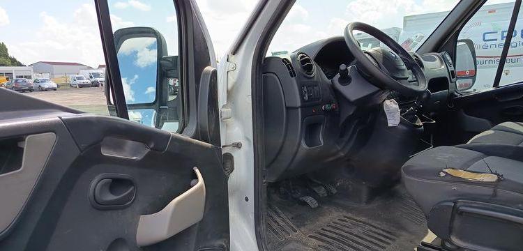 RENAULT MASTER 3 PHASE 2 2,3DCI 16V 130 CV AVEC NACELLE KLUBB K32 – DIESEL – 1261 HEURES BLANC ES-003-YR