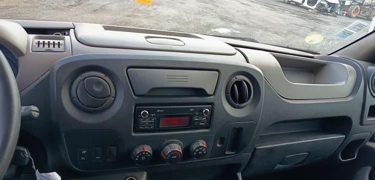 RENAULT MASTER 3 PHASE 2 2,3DCI 16V 130 CV AVEC NACELLE KLUBB K32 – DIESEL – 1261 HEURES BLANC ES-003-YR