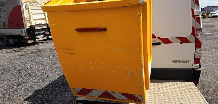 RENAULT MASTER 3 PHASE 2 2,3DCI 16V 130 CV AVEC NACELLE KLUBB K32 – DIESEL – 1261 HEURES BLANC ES-003-YR