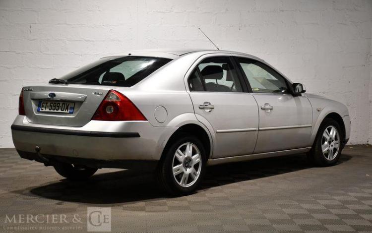 FORD MONDEO 2,0 TDCI 115CH GHIA GRIS ET-599-DX