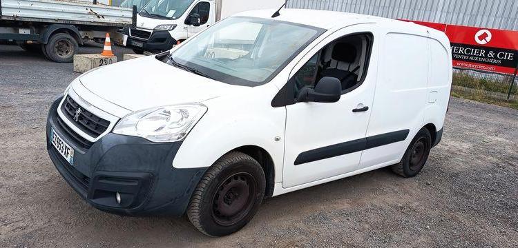PEUGEOT PARTNER PHASE 2 L1 600KG 1.6 BLUE HDi FAP FOURGON 99 CV – DIESEL – 110292 KMS – BLANC EZ-653-XF