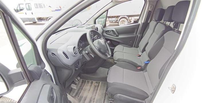 PEUGEOT PARTNER PHASE 2 L1 600KG 1.6 BLUE HDi FAP FOURGON 99 CV – DIESEL – 110292 KMS – BLANC EZ-653-XF