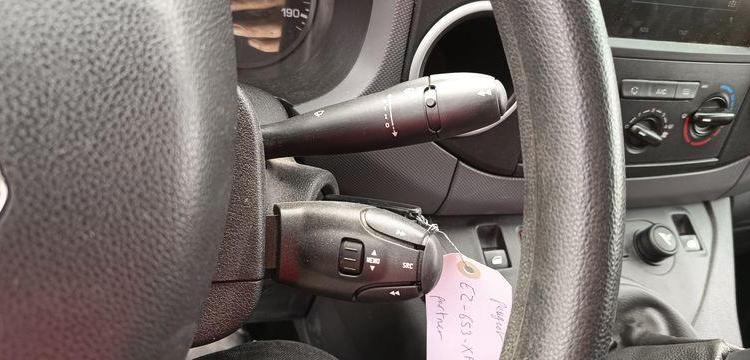 PEUGEOT PARTNER PHASE 2 L1 600KG 1.6 BLUE HDi FAP FOURGON 99 CV – DIESEL – 110292 KMS – BLANC EZ-653-XF