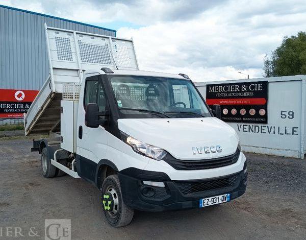 IVECO 35C14 BLANC EZ-931-QW