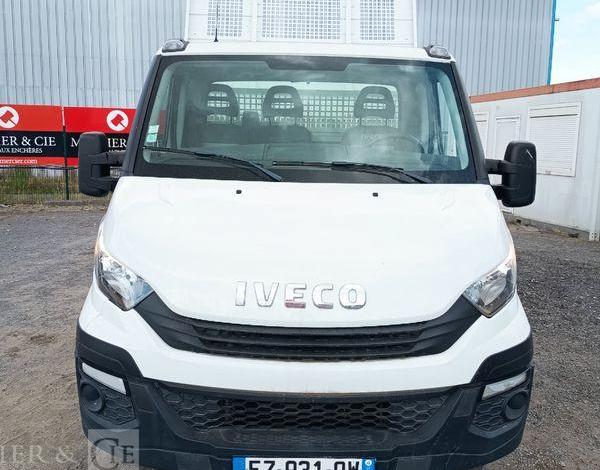 IVECO 35C14 BLANC EZ-931-QW