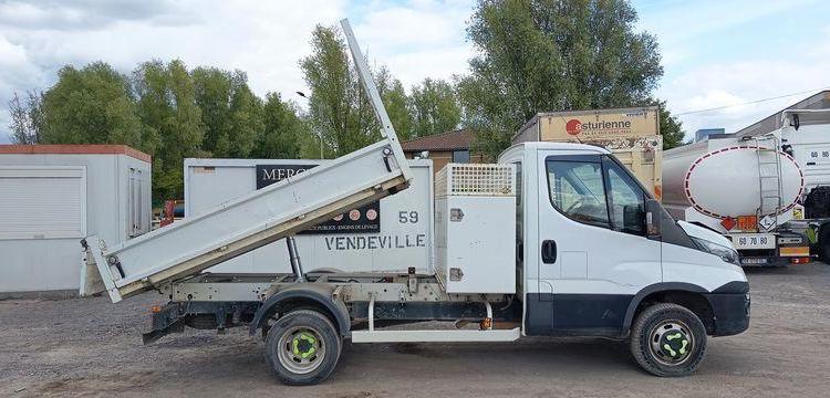 IVECO 35C14 BLANC EZ-931-QW