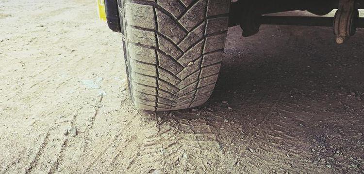 IVECO 35C14 BLANC EZ-931-QW