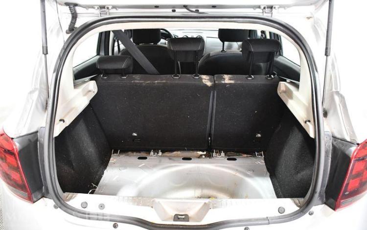 DACIA SANDERO STEPWAY 1.5 DCI 90 GRIS FA-037-RT