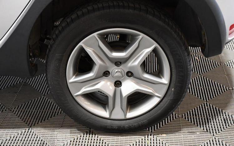 DACIA SANDERO STEPWAY 1.5 DCI 90 GRIS FA-037-RT