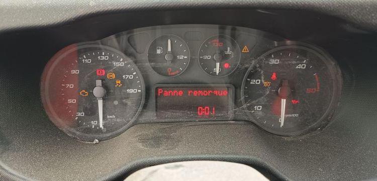 IVECO 35C12D  FA-210-CK