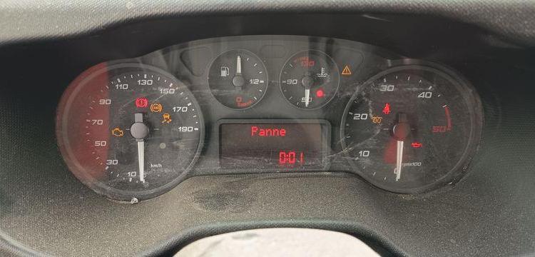 IVECO 35C12D  FA-210-CK