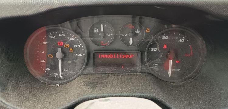 IVECO 35C12D  FA-210-CK