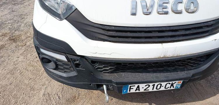 IVECO 35C12D  FA-210-CK
