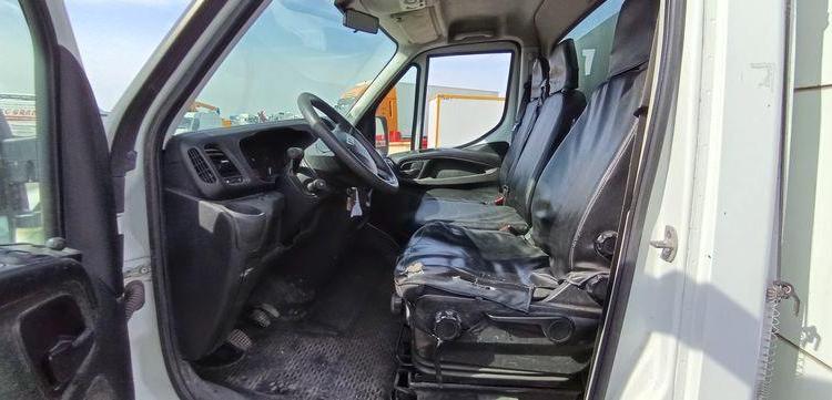 IVECO DAILY 35C12 2,3D 16V 116CV BENNE AVEC COFFRE ACIER DIESEL  – 164019 KMS BLANC FA-377-CK