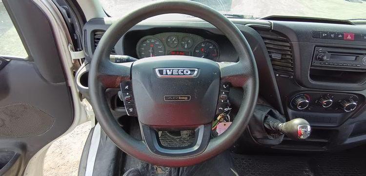 IVECO DAILY 35C12 2,3D 16V 116CV BENNE AVEC COFFRE ACIER DIESEL  – 164019 KMS BLANC FA-377-CK