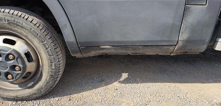 IVECO DAILY 35C12 2,3D 16V 116CV BENNE AVEC COFFRE ACIER DIESEL  – 164019 KMS BLANC FA-377-CK