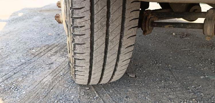 IVECO DAILY 35C12 2,3D 16V 116CV BENNE AVEC COFFRE ACIER DIESEL  – 164019 KMS BLANC FA-377-CK