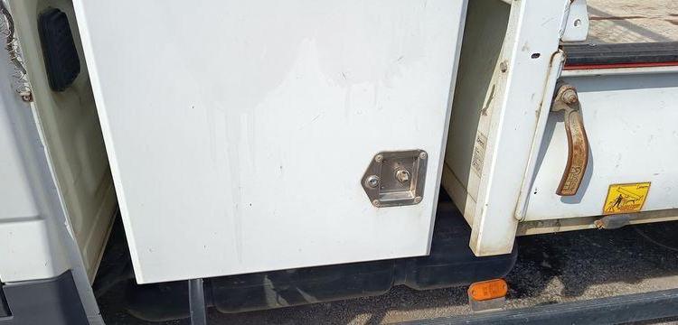 IVECO DAILY 35C12 BENNE AVEC COFFRE ACIER DIESEL – 136741 KMS – ANNEE 2018 BLANC FA-447-CK