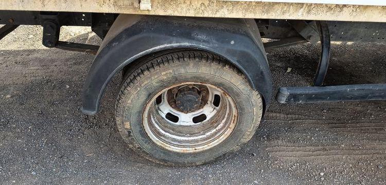 IVECO DAILY 35C12 BENNE AVEC COFFRE ACIER DIESEL – 136741 KMS – ANNEE 2018 BLANC FA-447-CK