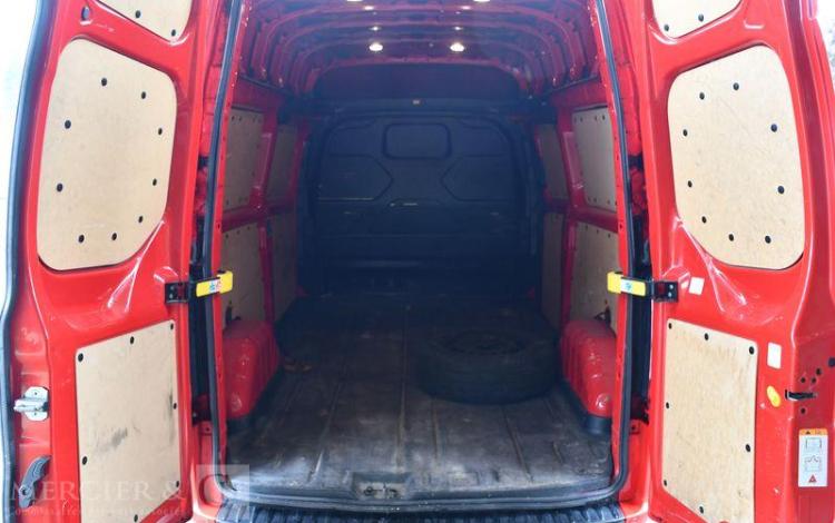 FORD TRANSIT 300L 2.0 TDCI 130 L2H1 TRAIL ROUGE FA-724-NA