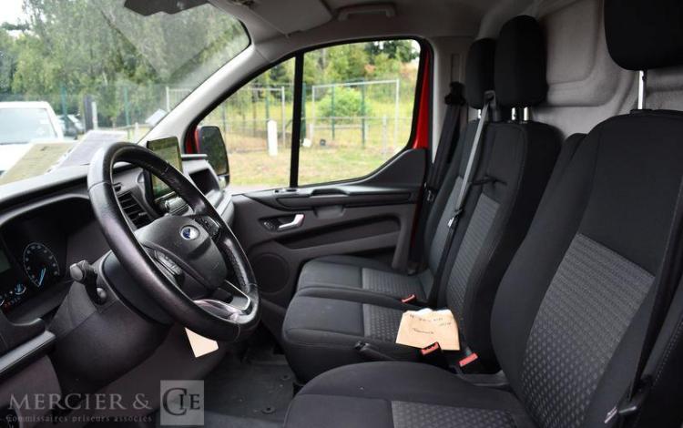 FORD TRANSIT 300L 2.0 TDCI 130 L2H1 TRAIL ROUGE FA-724-NA