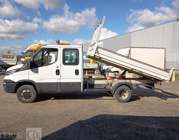 IVECO 35C12 D BLANC FA-983-CJ