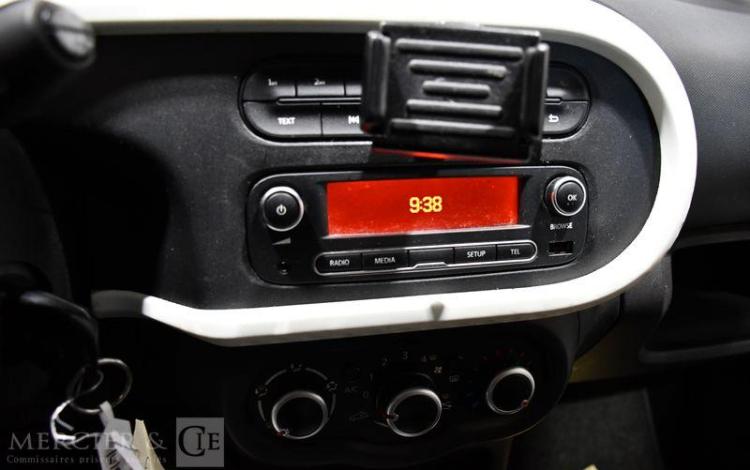 RENAULT TWINGO SERIE LIMITED TCE 90 BLANC FC-248-XA