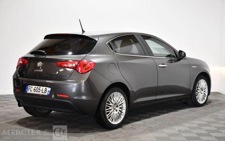 ALFAROMEO GIULIETTA 1,6 JTDM 105 DISTINCTIVE GRIS FC-605-LB