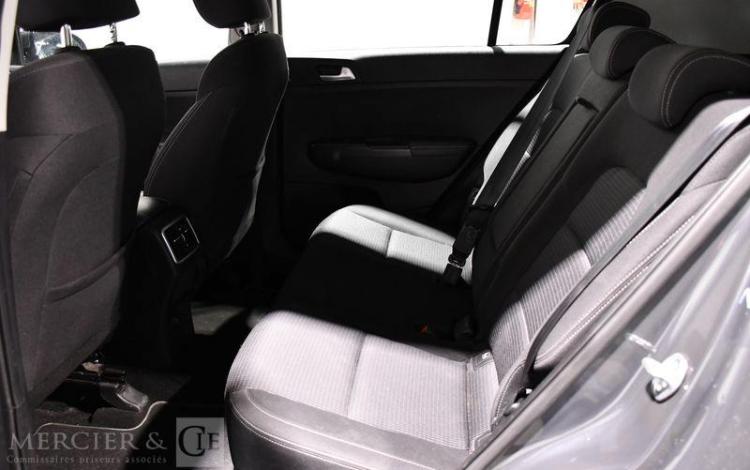 KIA SPORTAGE 1.6 CRDI 115ch ACTIVE 4×2 GRIS FJ-429-CM