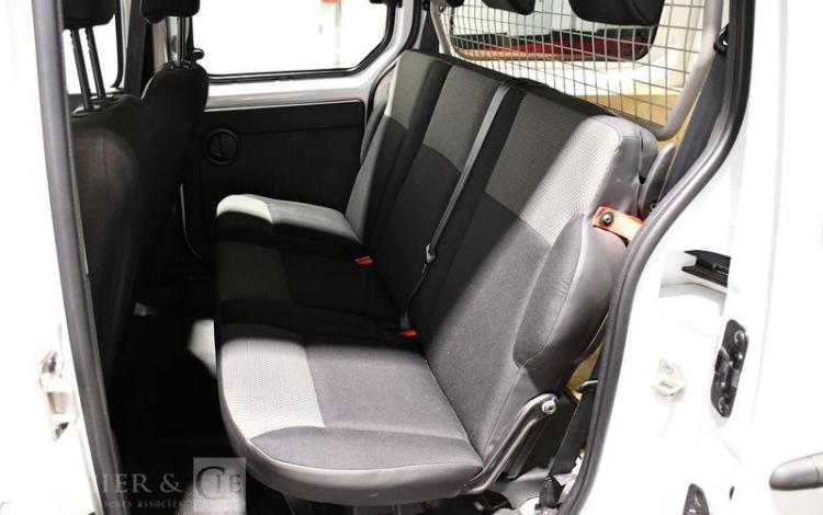 RENAULT KANGOO EXPRESS MAXI CAB APP GD CFT DCI 110 BLANC FJ-502-FG