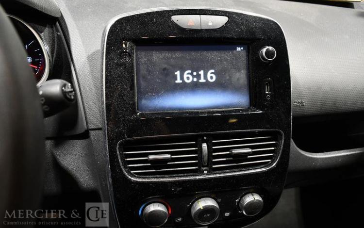 RENAULT CLIO IV STE REVERSIBLE BUSINESS TCE 90 BLANC FJ-727-MF