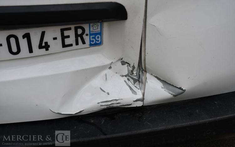 CITROEN JUMPY 2.0 BLUEHDI 120 M L2 DRIVER BLANC FK-014-ER